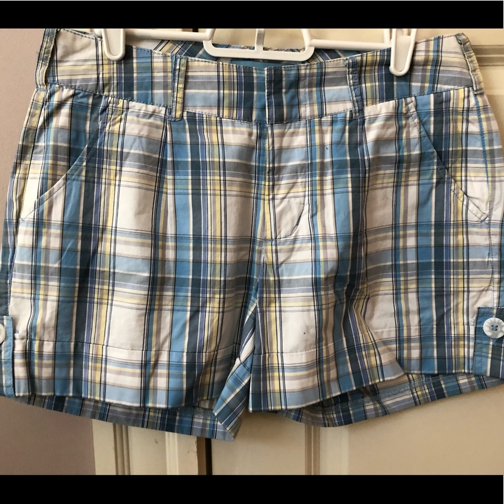 Mandarin Blue plaid shorts size 4.